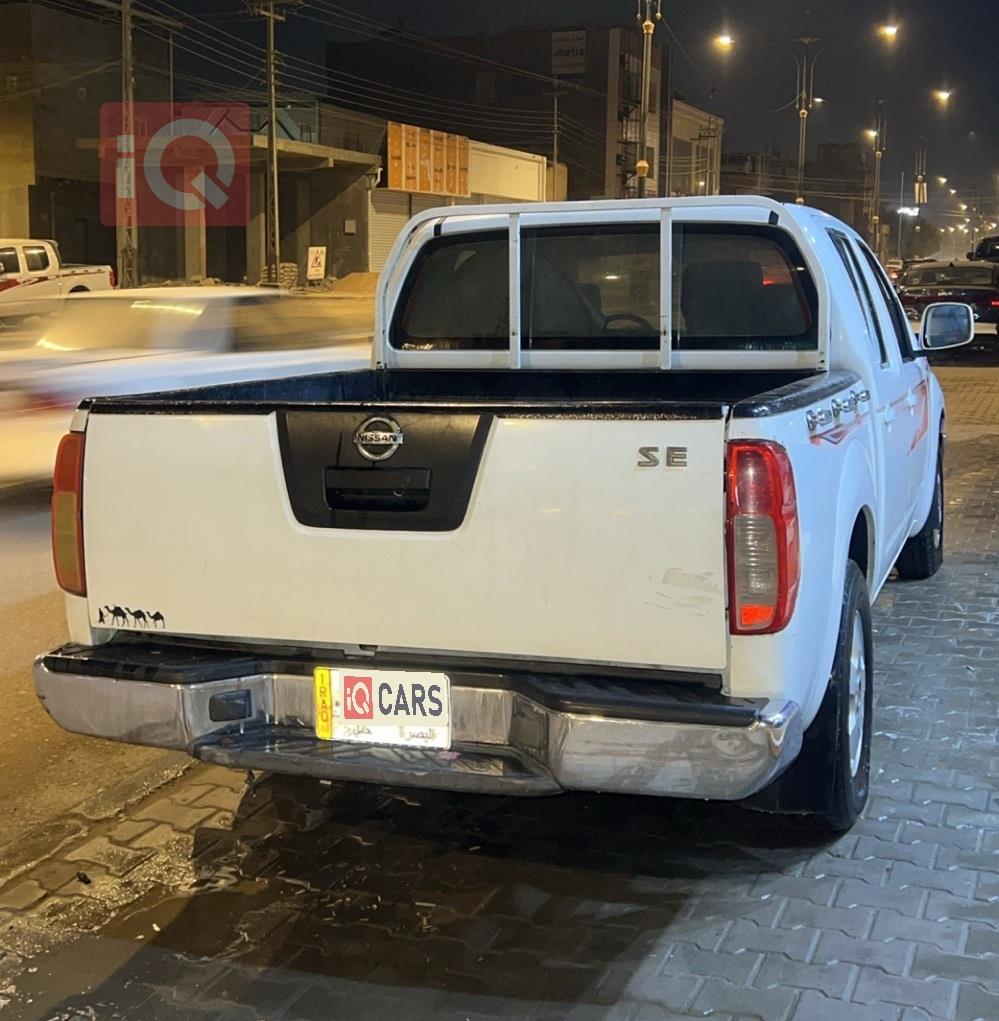 نيسان نافارا